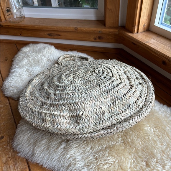 Woven Grass Market Bag - Picture 3 of 4